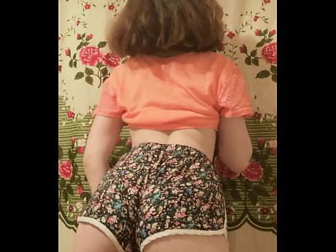 ❤️ Jovem sensual a despir os seus calções para a câmara Porno fodido em pt.com-full-porner.ru