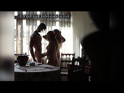 ❤️ Amigos sexuais convidam um homem gigante e um ménage à trois com ele Porno fodido em pt.com-full-porner.ru